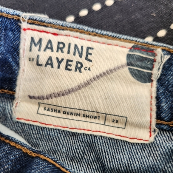 Marine Layer Sasha Denim Shorts Medium Wash Distressed Size 25 - Picture 7 of 8